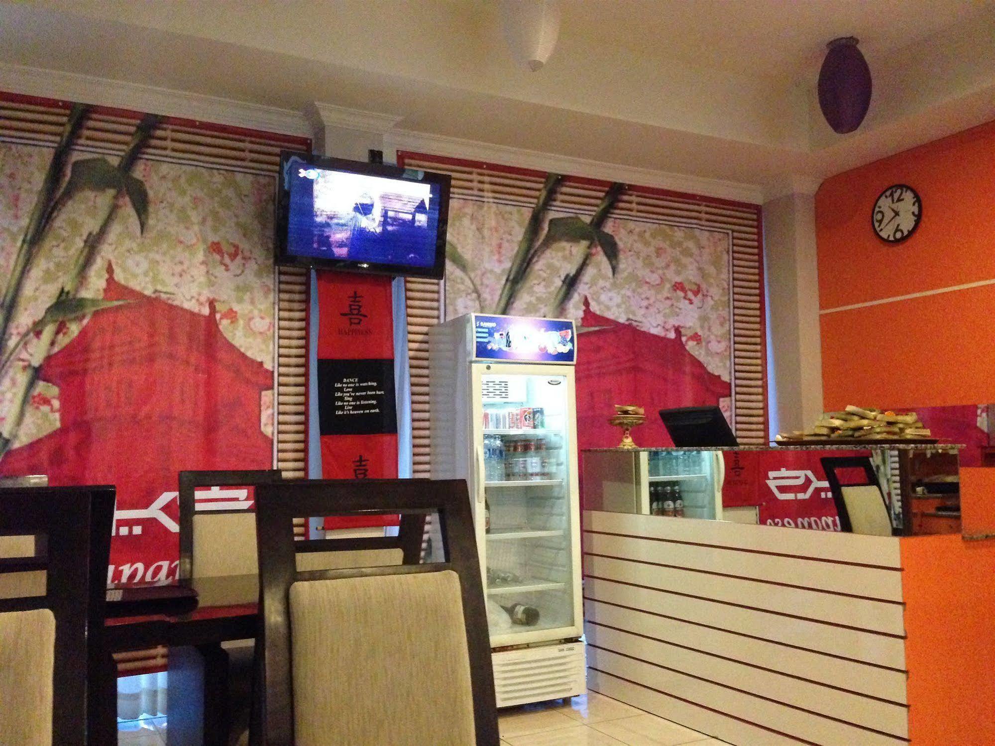 Ap Apartment *